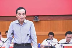 Bí thư Thành ủy TPHCM Trần Lưu Quang làm việc với Tập đoàn Becamex