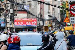 Xử lý ngay những bất cập đơn giản về đèn tín hiệu, biển báo giao thông