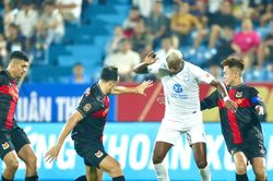 V.League liệu có nổ ra 'bong bóng' ngoại binh?