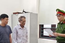 Khởi tố hai bố con giấu 9 thiết bị giám sát hành trình tàu cá