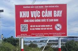 Lắp đặt biển báo khu vực cấm bay thuộc vành đai sân bay Cam Ranh