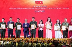 Ghi nhận 126 tác phẩm xuất sắc về bảo vệ nền tảng tư tưởng của Đảng
