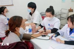 Huế đề xuất chi hơn 58 tỷ đồng để đảm bảo tiền lương cho cán bộ, nhân viên y tế