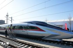 Trung Quốc đột phá công nghệ đường sắt, hướng tới tốc độ 400km/h