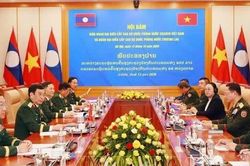Phó Thủ tướng, Bộ trưởng Bộ Quốc phòng Lào thăm chính thức Việt Nam