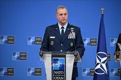 Tướng NATO cảnh báo Nga về hậu quả của cuộc tấn công liên minh