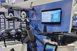 Mỹ trình làng loạt vũ khí mới đối phó tên lửa và UAV
