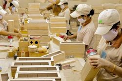 Đề xuất điều chỉnh khung thuế xuất khẩu nhóm mặt hàng nhôm và gỗ