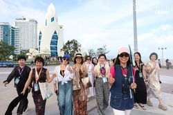 Miễn thị thực cho khách Trung Quốc đi theo đoàn đến Khánh Hòa