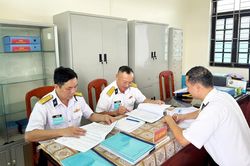 Chấm thi 4 chuyên ngành hậu cần tại Lữ đoàn 162
