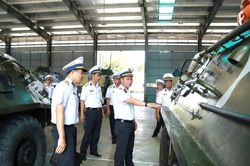 Vùng 4 Hải quân kiểm tra tại Lữ đoàn 101