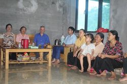 Người có uy tín - Cầu nối đưa nghị quyết của Đảng vào cuộc sống