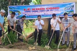 Lâm Thượng khởi công hai công trình phục vụ sản xuất và dân sinh