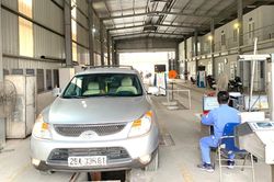 Bọc lại ghế ô tô từ nỉ sang da, chủ xe cần lưu ý điều gì khi đăng kiểm?