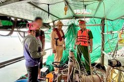 Phát hiện 3 trường hợp dùng kích điện đánh bắt cá trên sông