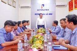 Thăm, động viên doanh nghiệp chung sức vì mục tiêu tăng trưởng hai con số