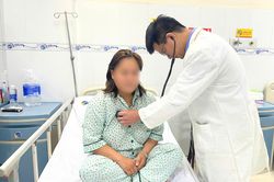 Cô gái đột ngột khó thở khi đang bán hàng, đi khám phát hiện khối u hiếm gặp