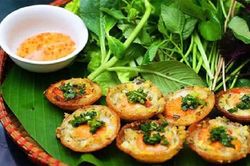 Vì sao gọi là bánh gật gù, bánh khọt?