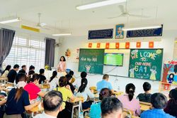 Từ 15/11, bỏ quỹ phụ huynh: Nhẹ gánh đóng góp, lo khoản chi phát sinh