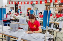Tăng năng suất lao động - bứt phá từ công nghệ và nguồn nhân lực