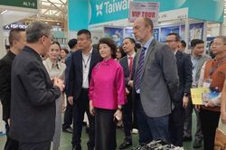 Công nghệ mới và thương mại tạo đà cho doanh nghiệp hỗ trợ vào chuỗi