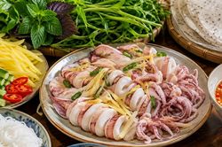 Ăn cuốn bình thường quá, phải thử cuốn kiểu mới này vừa nhanh gọn vừa ngon nhức nhối
