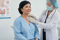 Người uống levothyroxine sau phẫu thuật tuyến giáp cần lưu ý gì?