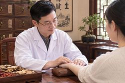 Phê duyệt Chiến lược Quốc gia phát triển nền y học cổ truyền Việt Nam đến năm 2030, tầm nhìn đến năm 2045