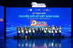 UBND TP Hà Nội được trao giải thưởng 'Cơ quan nhà nước chuyển đổi số xuất sắc' với hệ sinh thái iHanoi và HanoiWork