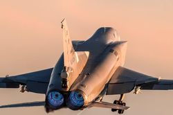 Oanh tạc cơ Tu-22M2: 'Backfire' trở thành mối đe dọa lớn với NATO