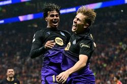 Yamal tỏa sáng giúp Barcelona lội ngược dòng ở Champions League