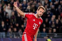 Địa chấn tại Champions League