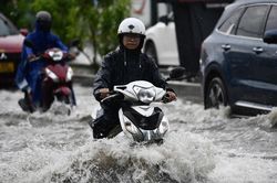 TP.HCM chiều tối có nơi mưa to, ven biển đề phòng ngập