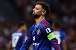 Manchester United có tất cả, trừ bàn thắng
