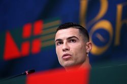 'Cristiano Ronaldo chỉ bằng một nửa của Ronaldo Nazario'