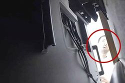 Kỹ sư OpenAI bị bắt vì giấu thiết bị nghe lén trong phòng họp