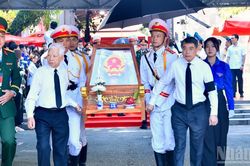 Thủ tướng Lê Minh Hưng dự Lễ viếng, truy điệu và an táng hài cốt liệt sĩ tại Công viên Lê Thị Riêng