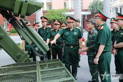 Khẩn trương hoàn thiện, nghiệm thu pháo tự hành PTH-152, PTH-130