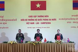 Củng cố tin cậy chính trị, tăng cường hợp tác quốc phòng Việt Nam – Lào – Campuchia