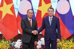 Việt Nam - Lào: Biến tinh thần 'gắn kết chiến lược' thành các công trình, dự án và lợi ích thiết thực