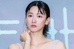 Nữ diễn viên kêu cứu