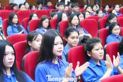 Giữ lửa truyền thống, khơi dậy khát vọng tuổi trẻ xứ Nghệ