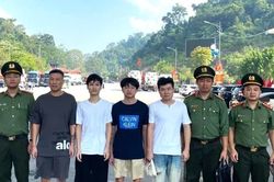 Công an Phú Thọ trục xuất 4 công dân Trung Quốc