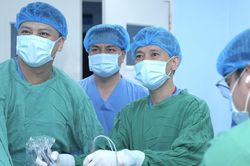 Tình huống y khoa sinh tử và những cuộc hội chẩn từ 'trung ương đến vùng sâu'