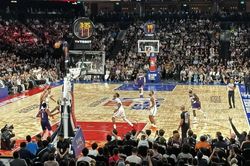 Các ngôi sao bóng rổ NBA gây 'cơn sốt' cho người hâm mộ Macau
