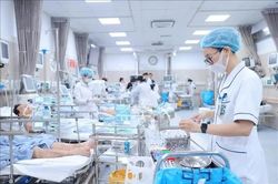 Ngành Y tế tháo gỡ điểm nghẽn dữ liệu và dịch vụ số