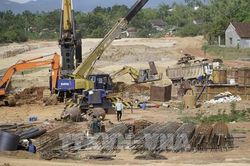 Gia Lai yêu cầu thay nhà thầu yếu kém, tăng tốc thi công cao tốc Quy Nhơn – Pleiku