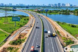 Tạm dừng lưu thông qua Cao tốc Mỹ Thuận - Cần Thơ để phục vụ công tác thi công