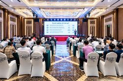 Tiết kiệm năng lượng thành lá chắn trước 'hàng rào xanh' và thuế carbon