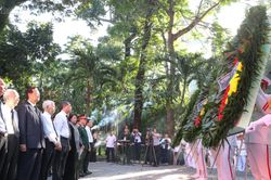 Thủ tướng dự Lễ viếng, lễ truy điệu và an táng hài cốt liệt sĩ tại Công viên Lê Thị Riêng